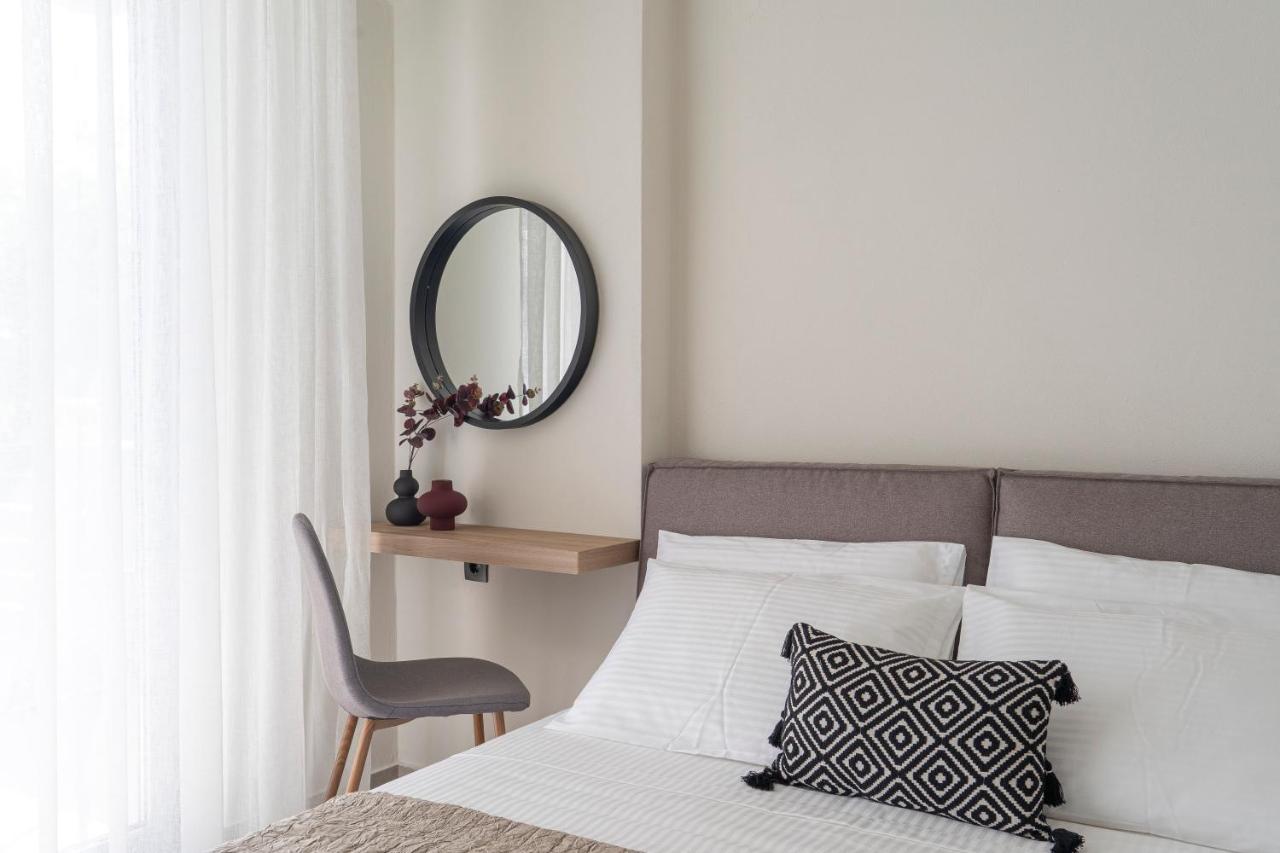 Aelia Seaside Luxury Suites Nea Karvali Ngoại thất bức ảnh